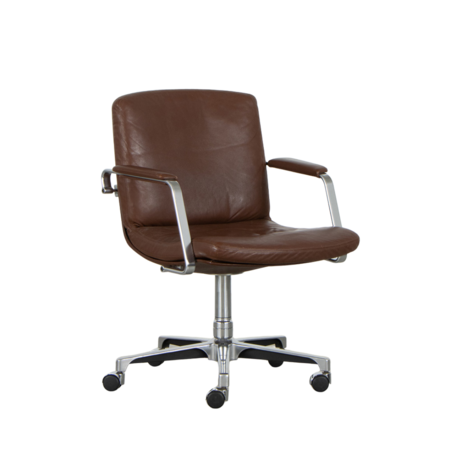 Preben Fabricius and Jorgen Kastholm chair leather Kill International