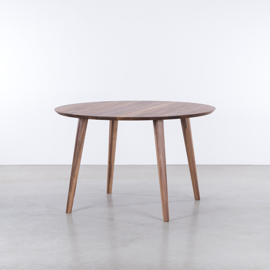 Sav & Økse Tomrer round table