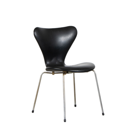 Arne Jacobsen vlinderstoel skai zwart gebruikt Fritz Hansen