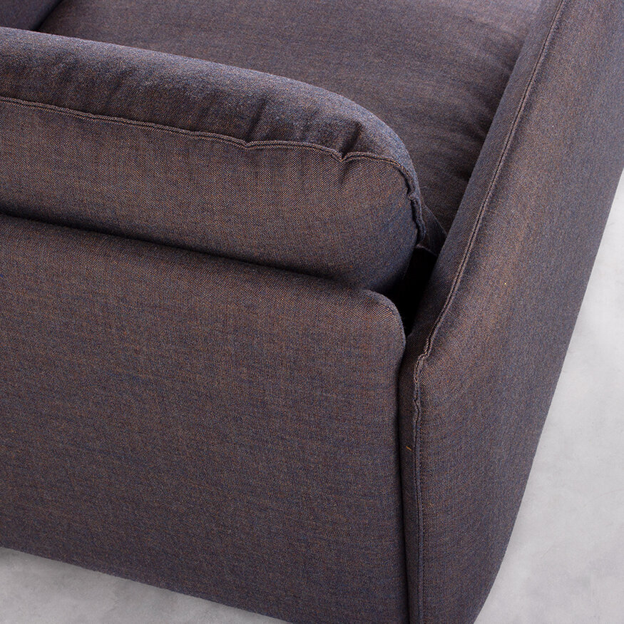 De Machinekamer Freya Armchair Kvadrat Remix Fabric