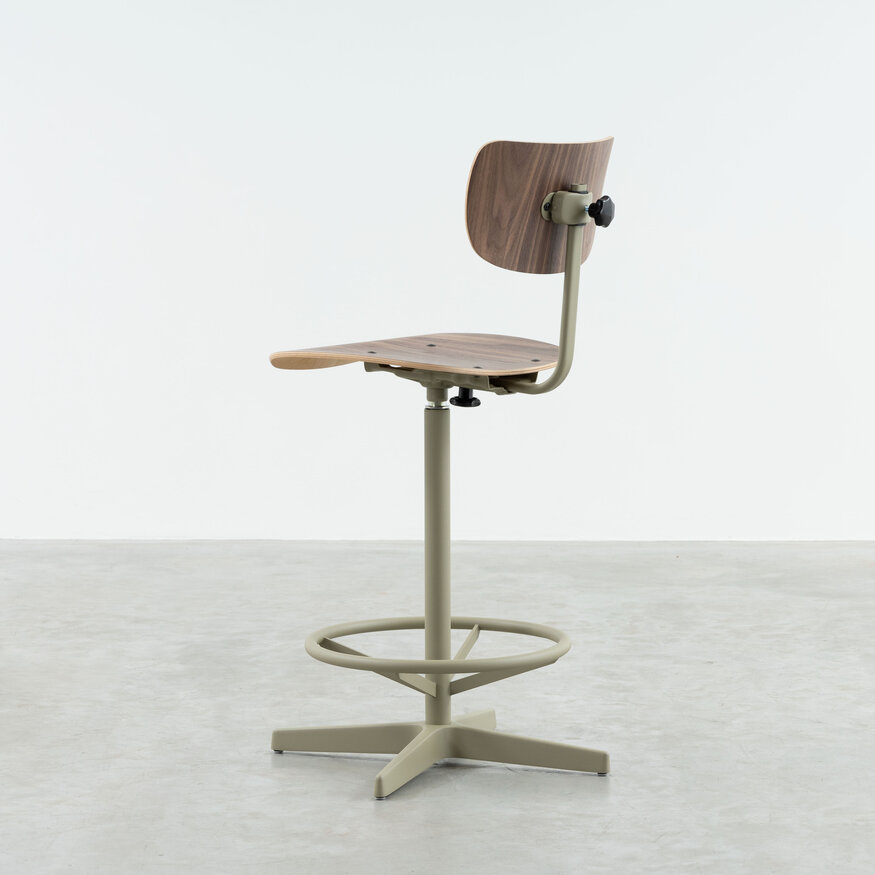 Dykmeyer Industrial Counter Bar Chair Jops