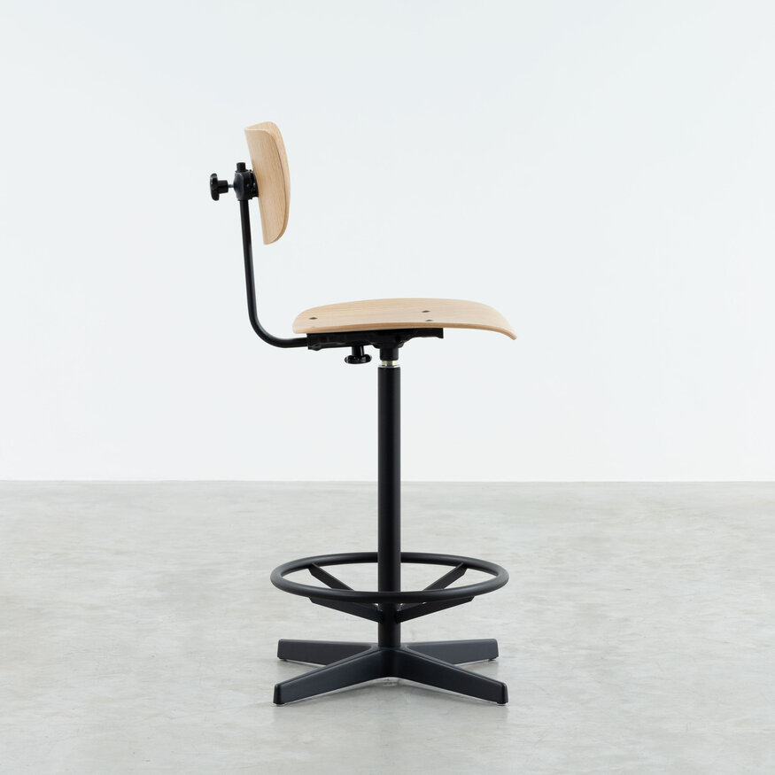 Dykmeyer Industrial Counter Design Bar Chair Jops