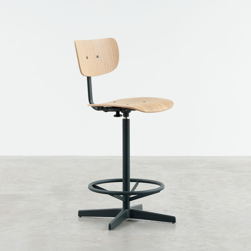 Dykmeyer Industrial Counter Bar Chair Jops
