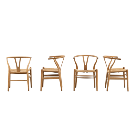 Set van 4 Hans J. Wegner CH24 wishbone stoelen Carl Hansen en Son