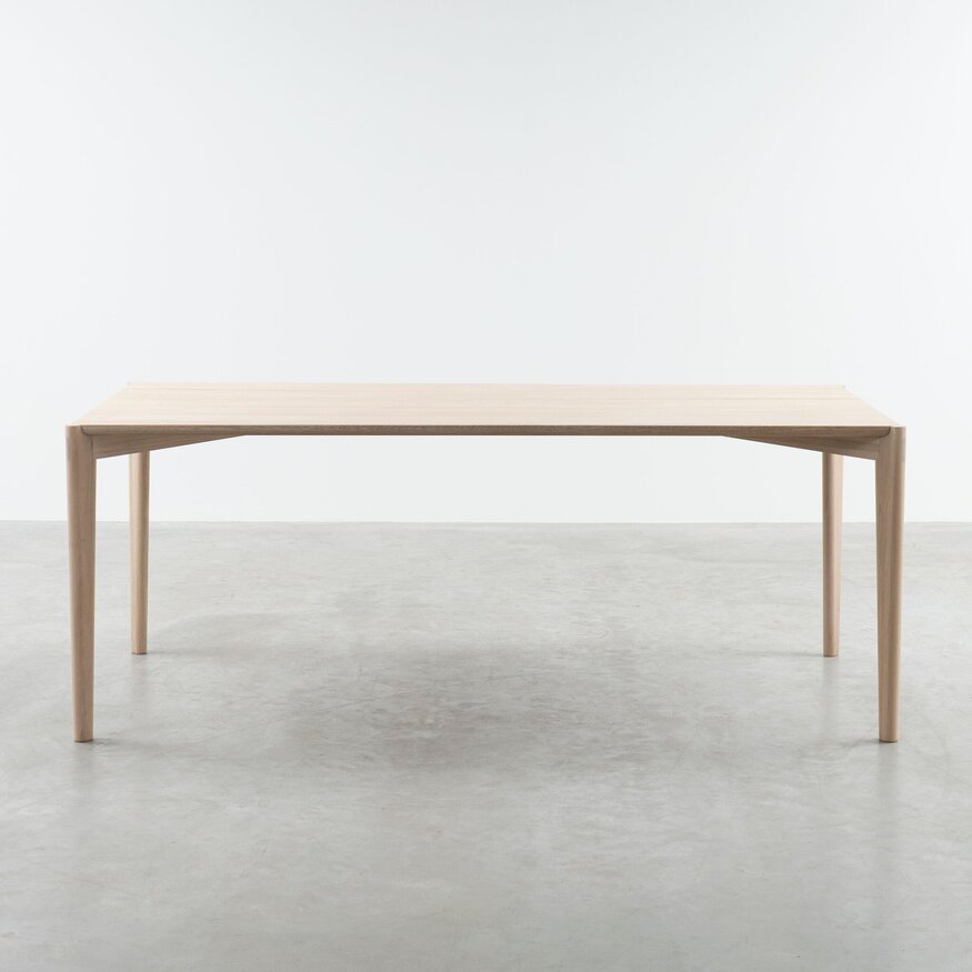 Sav & Økse Jorke Table
