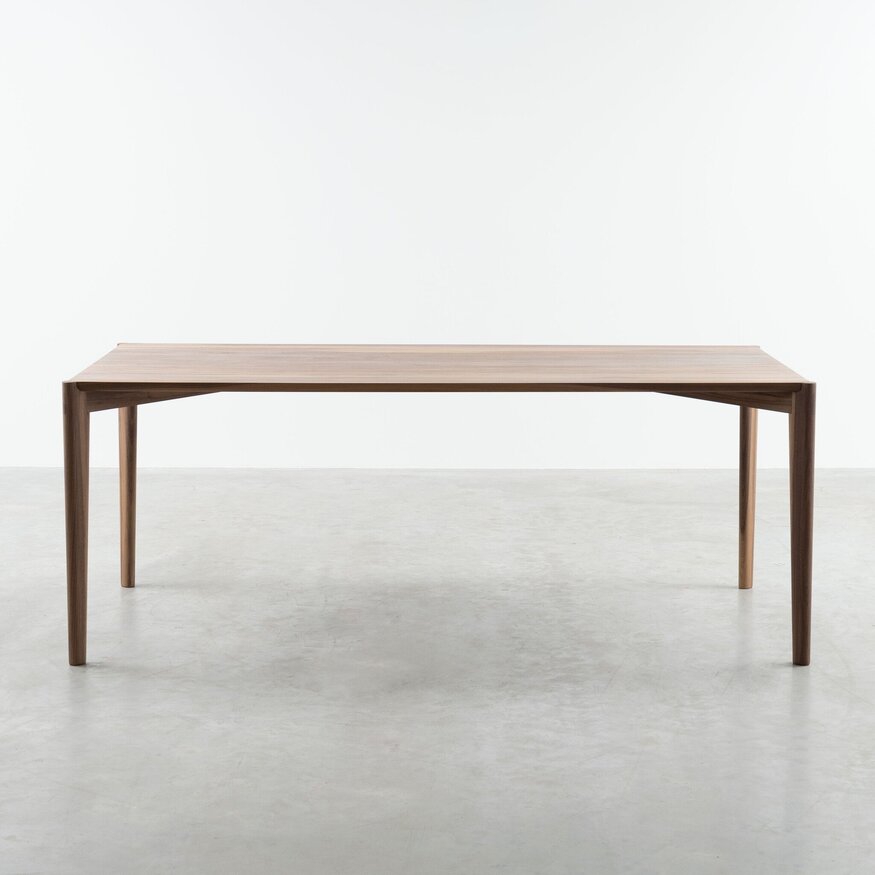 Sav & Økse Jorke Table