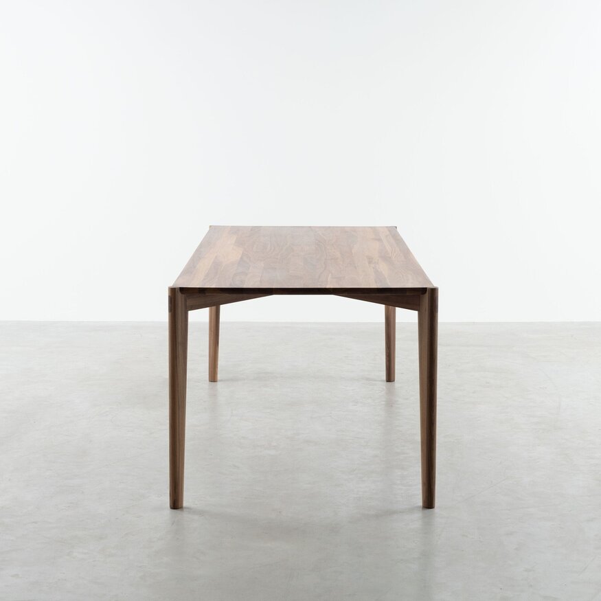 Sav & Økse Jorke Table