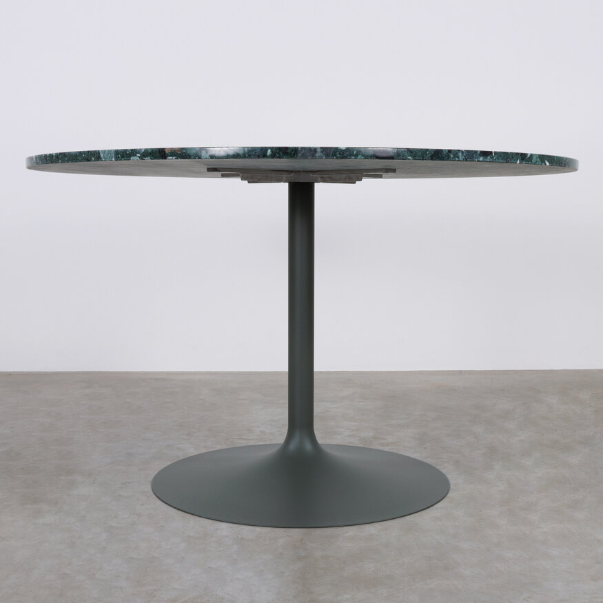 De Machinekamer Tinne Table with Round Composite Top