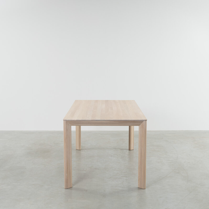 Sav & Økse Eevi Table