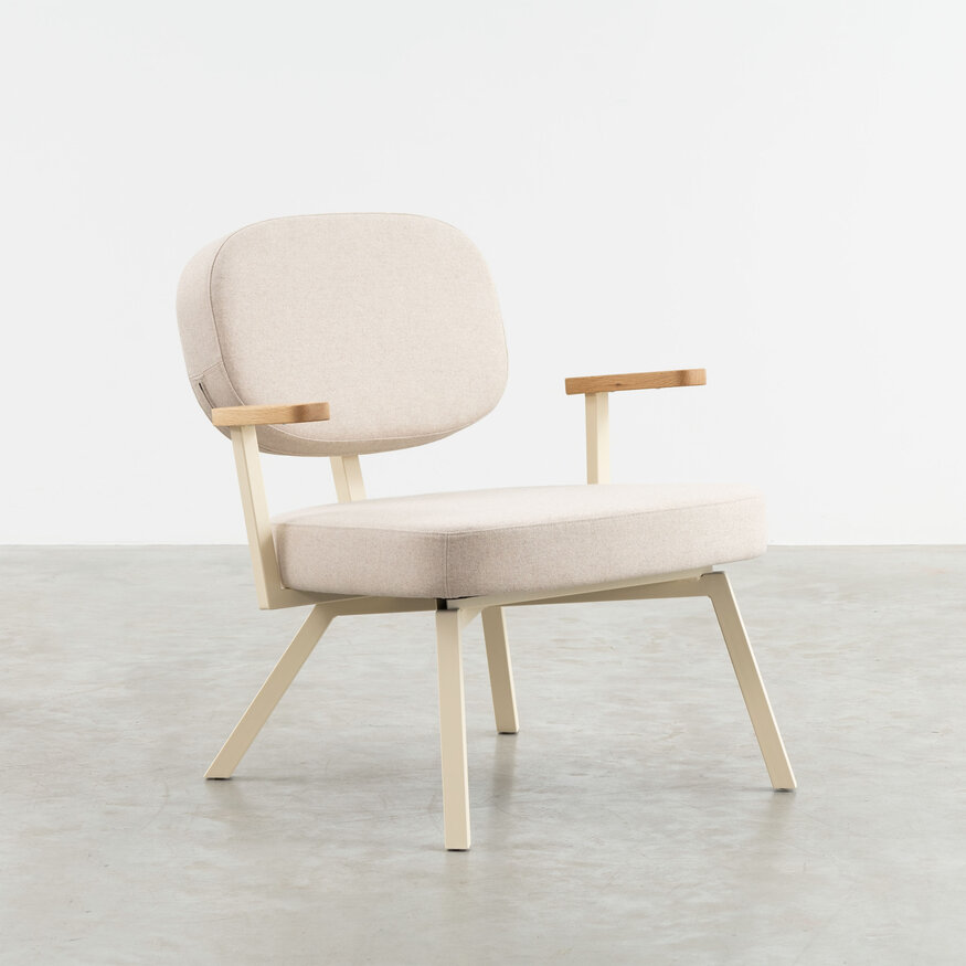 Dykmeyer MK Fauteuil Met Eiken Armleuningen