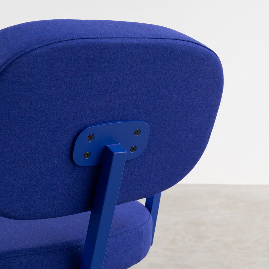 Dykmeyer MK Armchair With Walnut Armrests