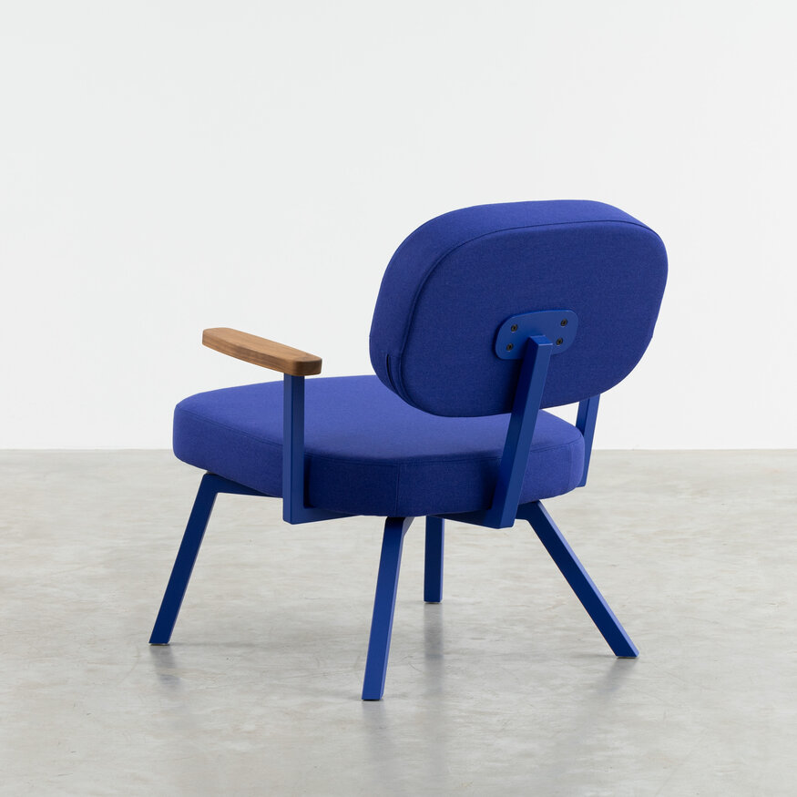 Dykmeyer MK Design Armchair With Walnut Armrests