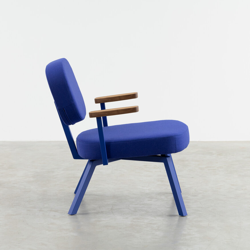 Dykmeyer MK Design Armchair With Walnut Armrests