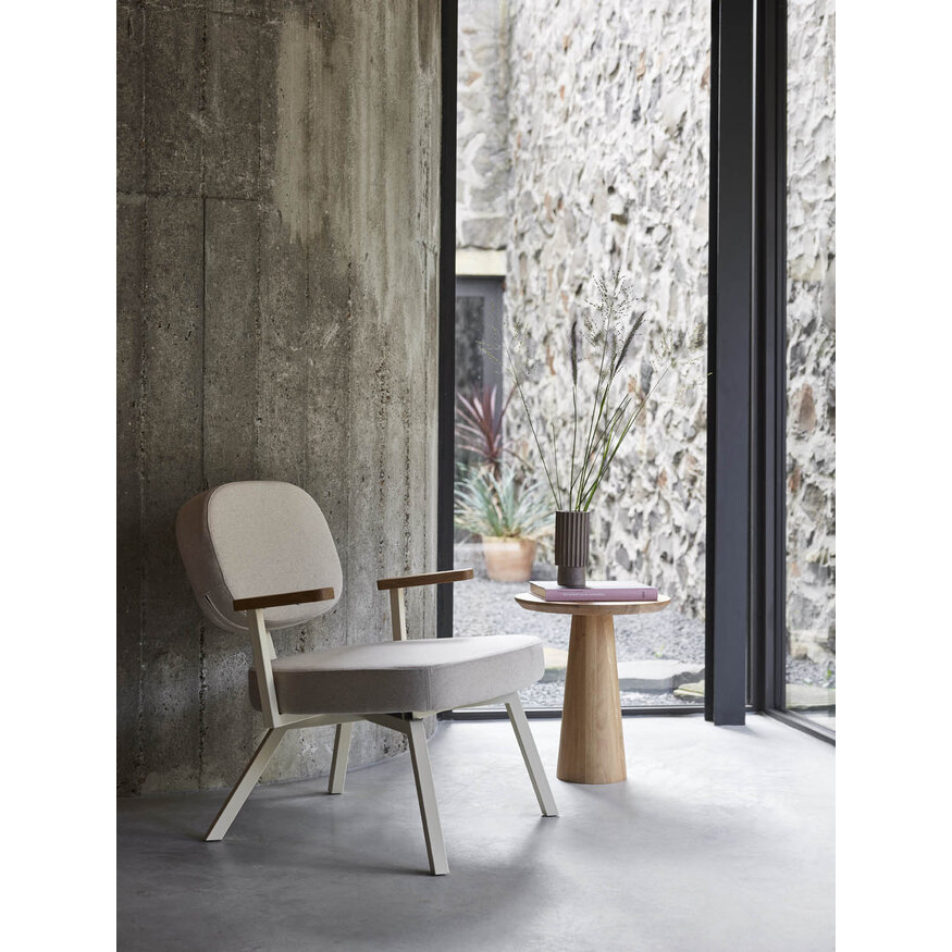 Dykmeyer MK Fauteuil Met Walnoot Armleggers