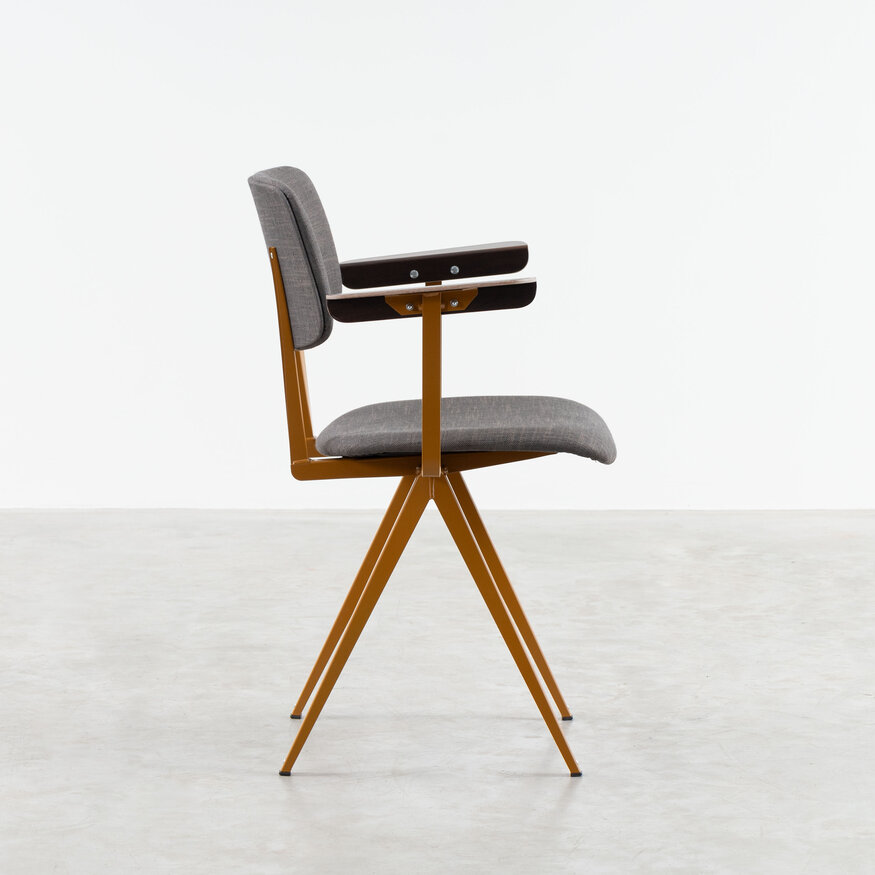 Galvanitas Compass Collection S16 Eetkamerstoel met armleuningen
