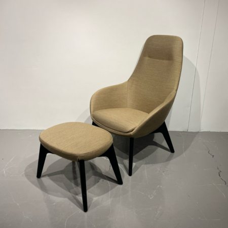 Thymo Armchair + Footstool - Outlet Zaandam