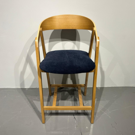 Edske Counter Bar Chair Oak / Blue - Outlet Zaandam Edske Counter Bar Chair Oak / Blue - Outlet Zaandam