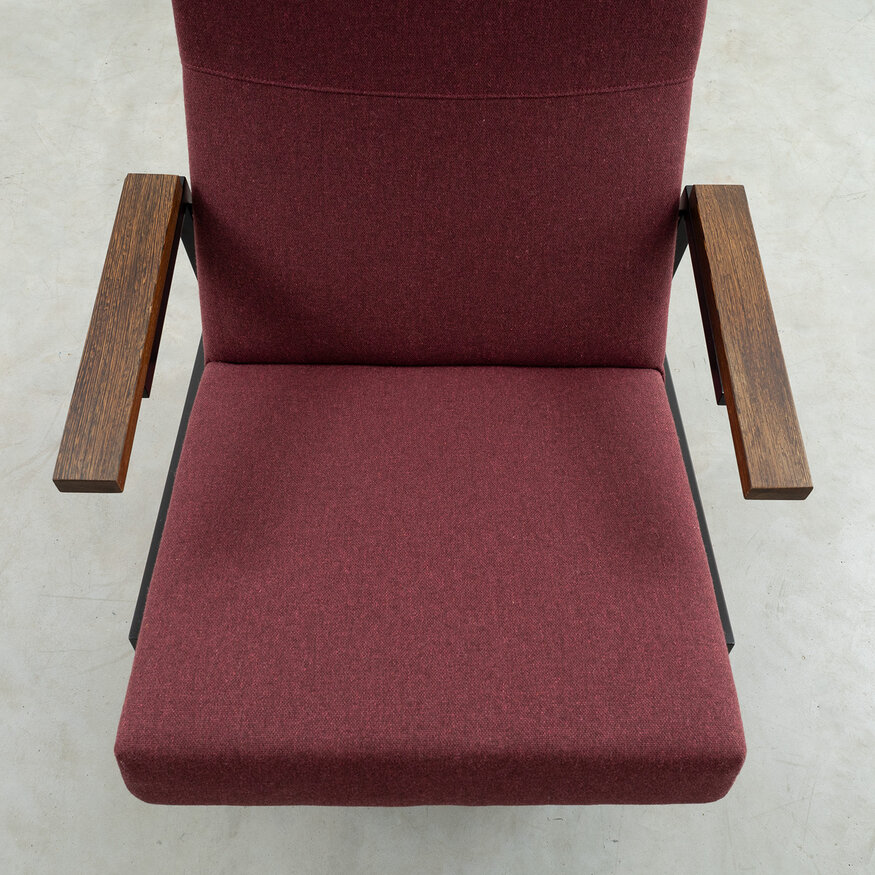 Spectrum design meubels Martin Visser SZ67 fauteuil donkerrood wol Spectrum