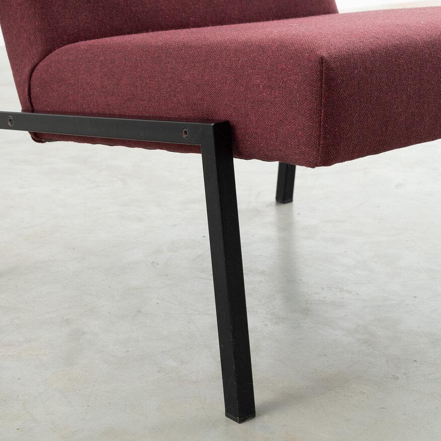 Spectrum design meubels Martin Visser SZ66 fauteuil donkerrood wol Spectrum