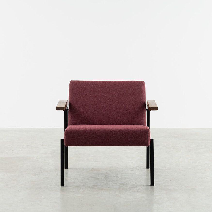 Spectrum design meubels Martin Visser SZ66 fauteuil donkerrood wol Spectrum