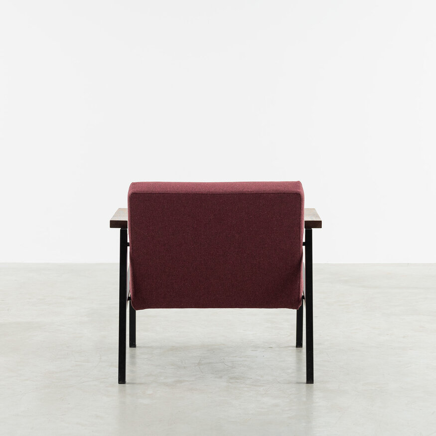 Spectrum design meubels Martin Visser SZ66 fauteuil donkerrood wol Spectrum