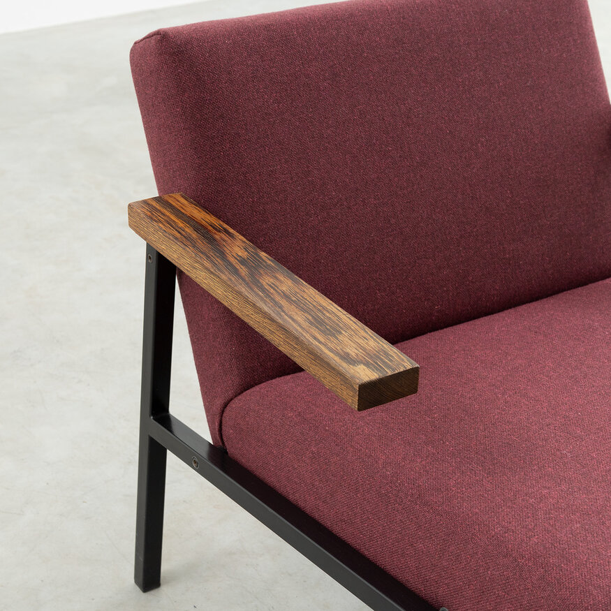 Spectrum design meubels Martin Visser SZ66 fauteuil donkerrood wol Spectrum