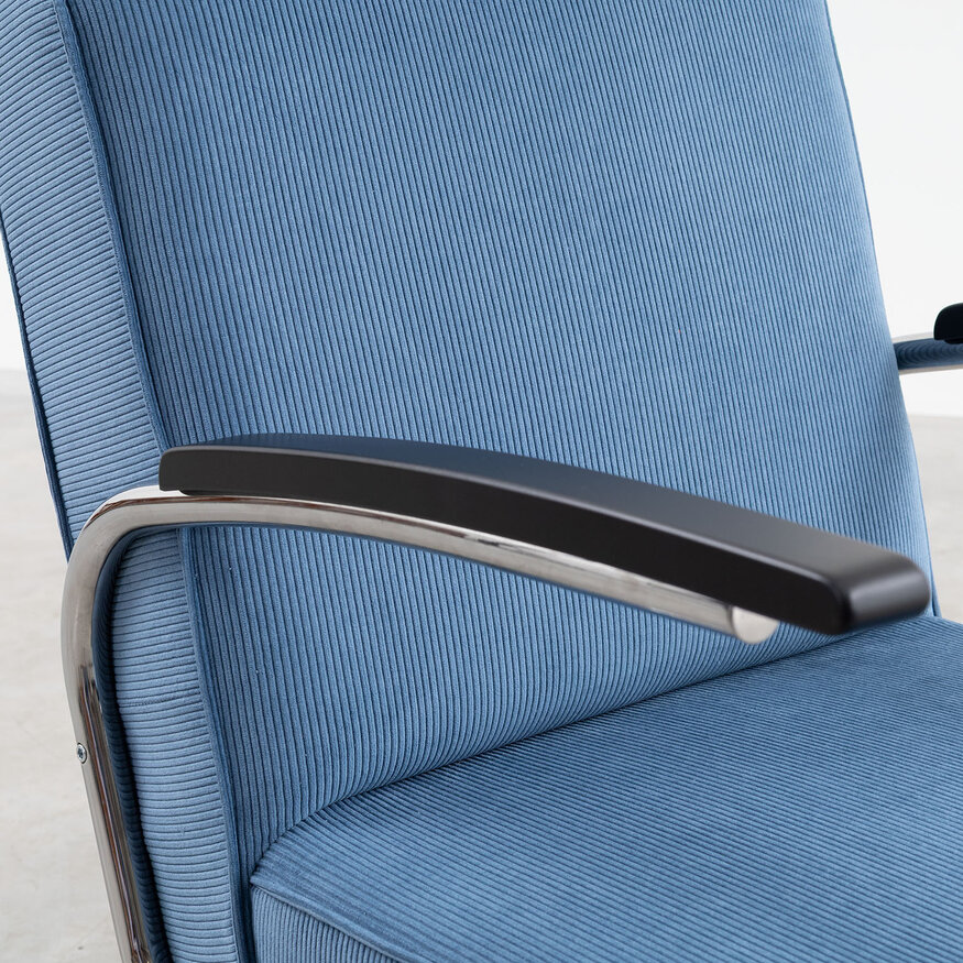 Dykmeyer De Zwaan Tubular Frame Armchair