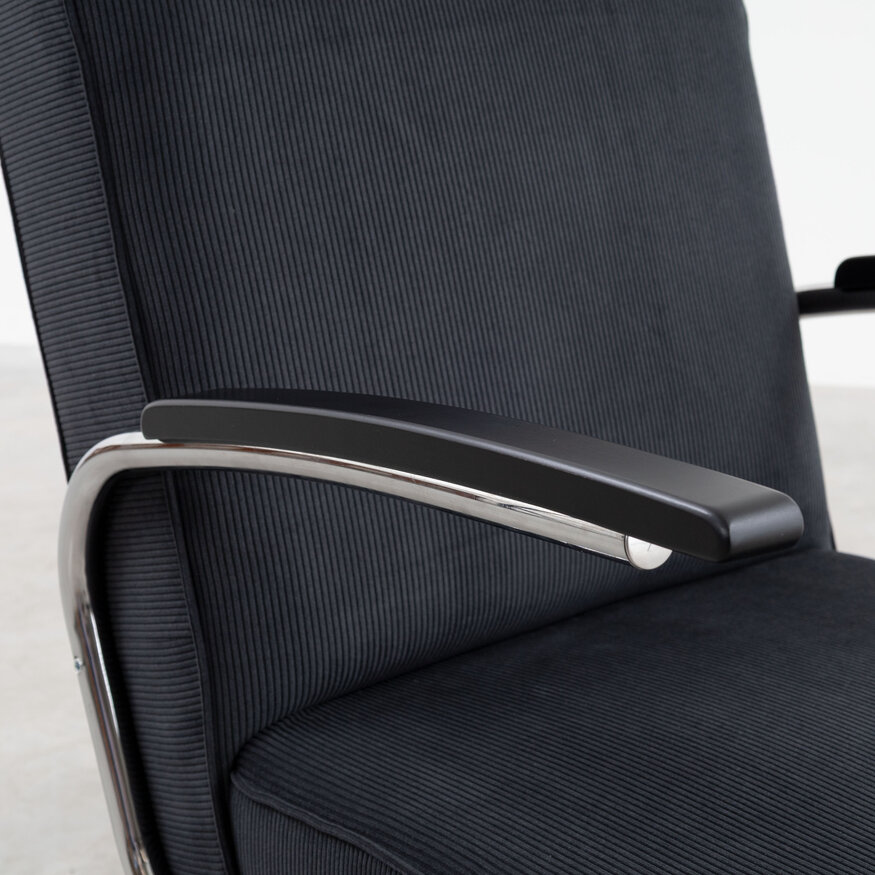 Dykmeyer De Zwaan Tubular Frame Armchair