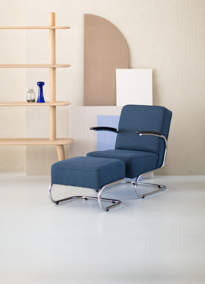 Tubular frame armchairs Tubular frame armchairs