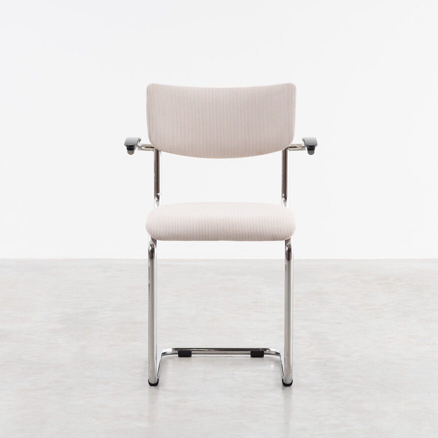 De Purmer tubular frame Dining chair Dykmeyer De Purmer tubular frame Dining chair