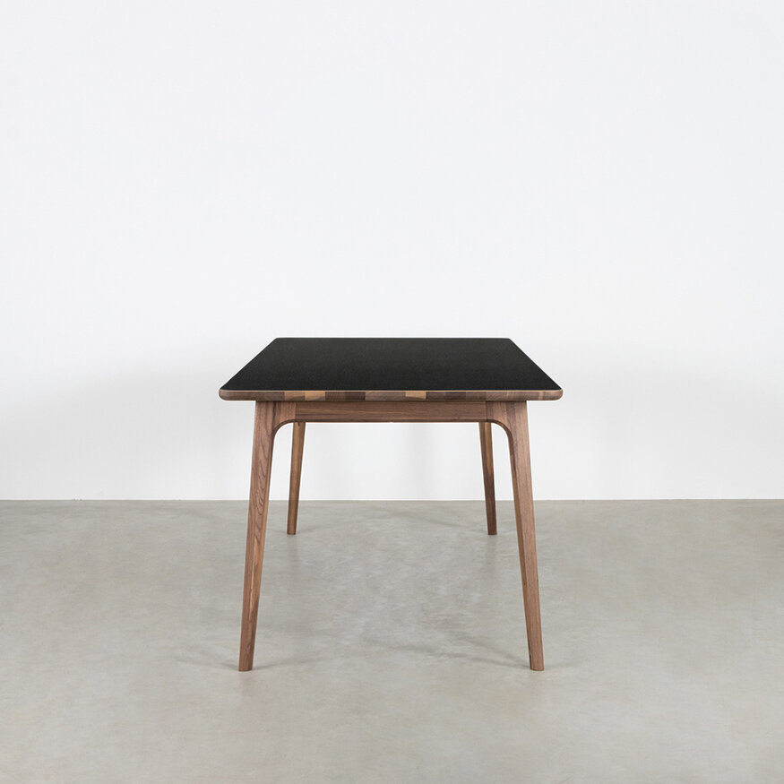 Sav & Økse Fjerre Tafel