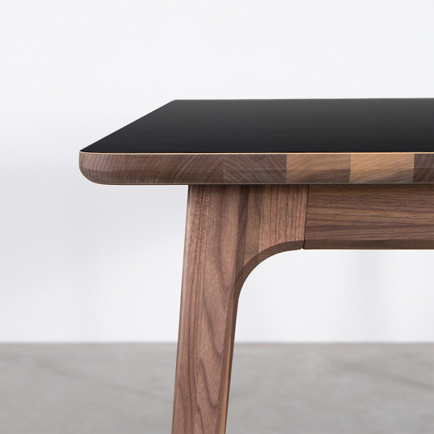 Sav & Økse Fjerre Tafel
