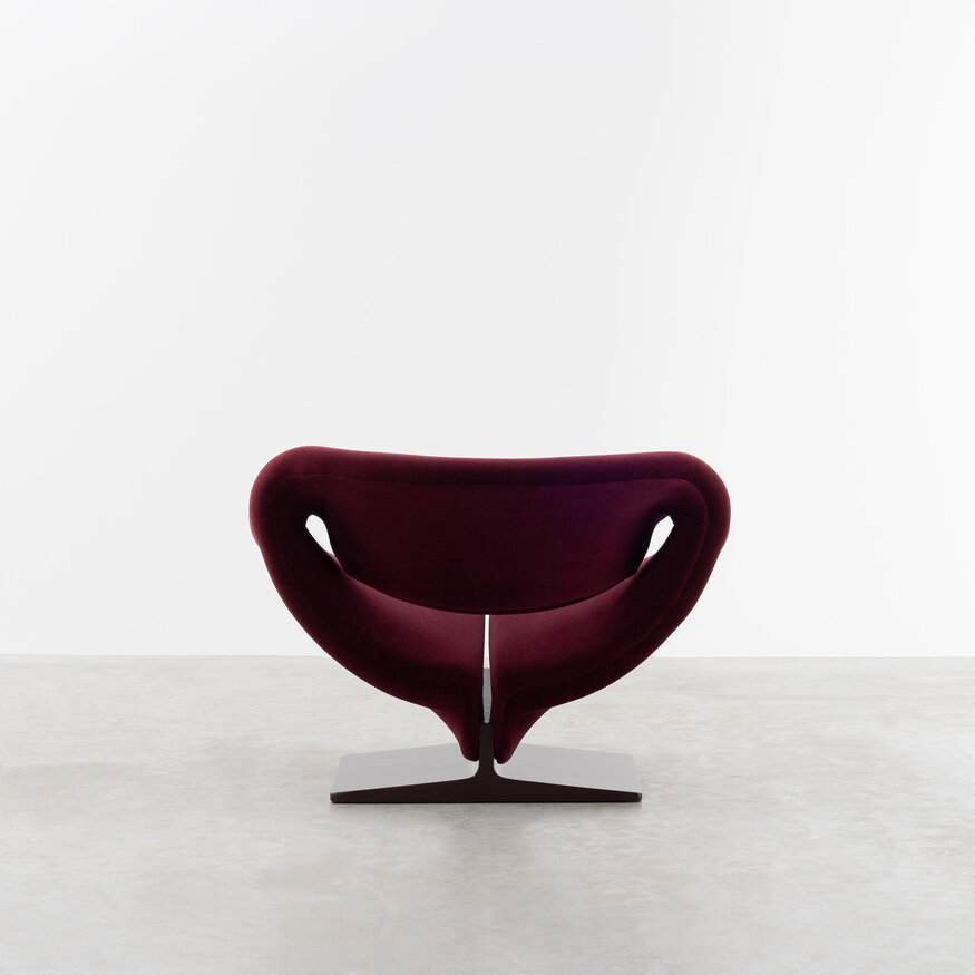 Artifort Pierre Paulin Ribbon lounge chair dark red Artifort