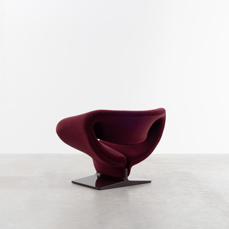 Artifort Pierre Paulin Ribbon lounge chair dark red Artifort