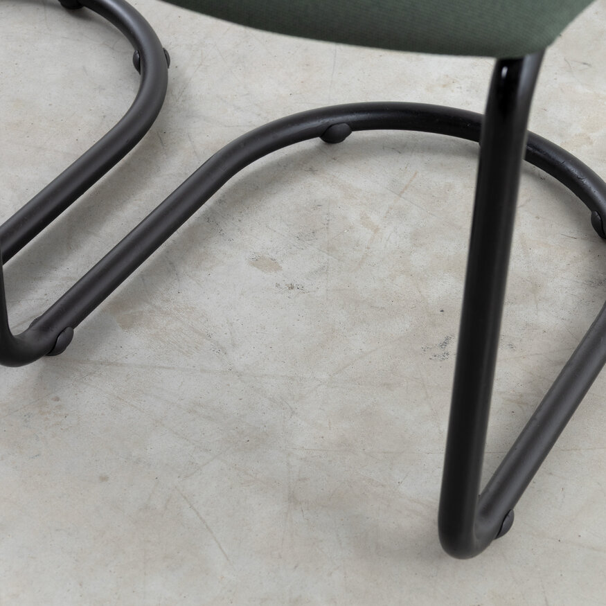 De Wit Set of 2 De Wit 2011 chairs