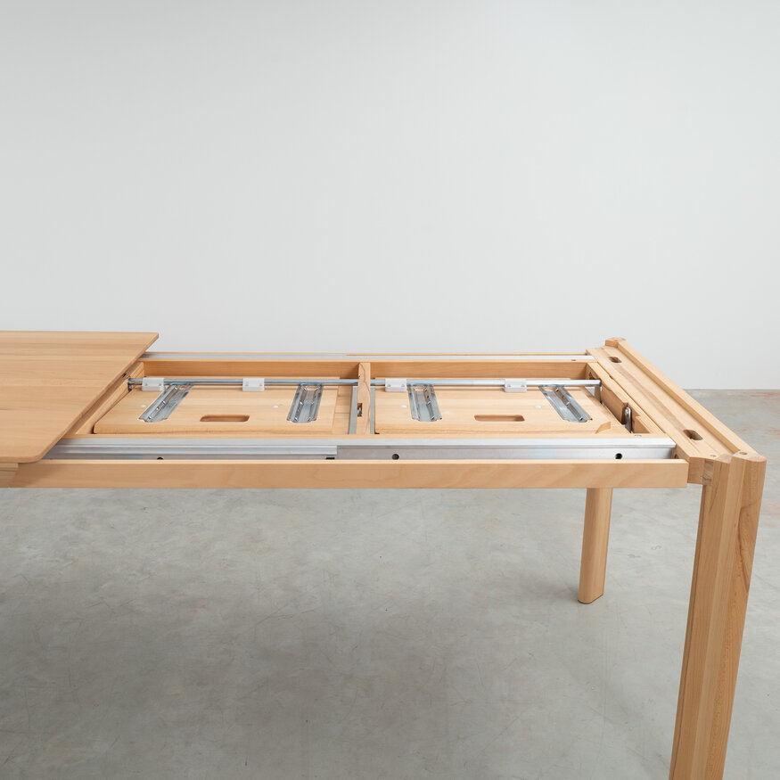 Eevi tafel uitschuifbaar geolied beuken 200x90+2x50 Sav & Økse Eevi tafel uitschuifbaar geolied beuken 200x90+2x50