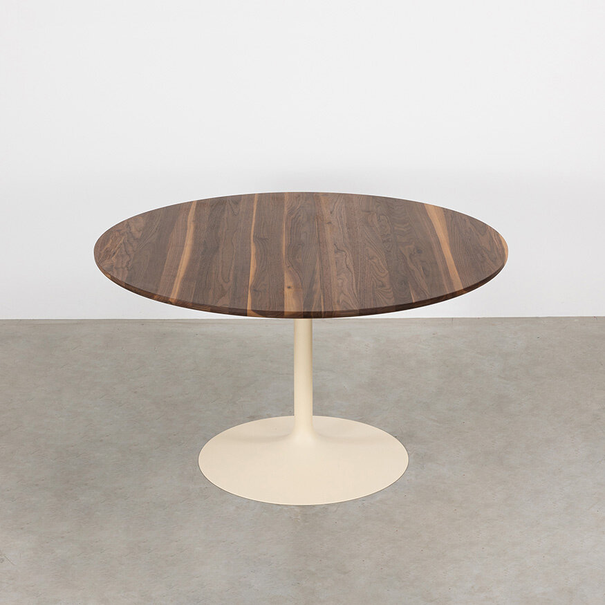Sav & Økse Tinne Table with Round Wooden Top