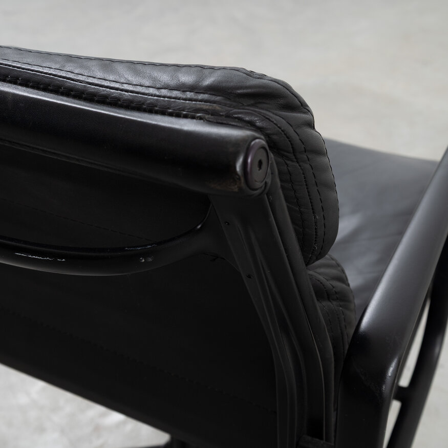 Eames Soft Pad chair black leather black frame Herman Miller Herman Miller Eames Soft Pad chair black leather black frame Herman Miller