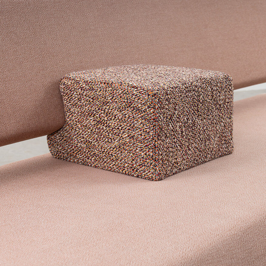 Martin Visser BR03 daybed Ploeg fabric pink Spectrum Spectrum Martin Visser BR03 daybed Ploeg fabric pink Spectrum
