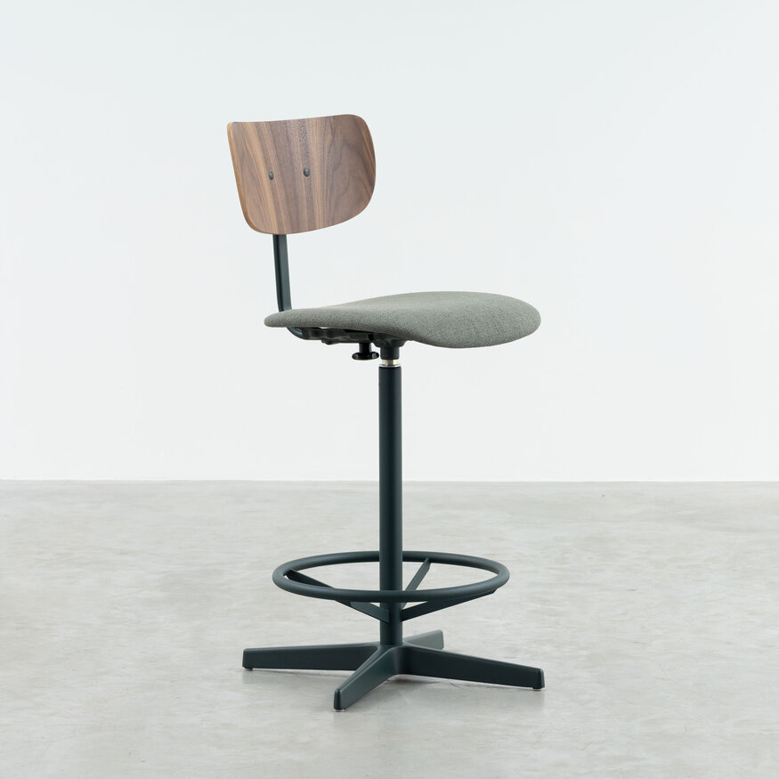 Dykmeyer Industrial Counter Design Bar Chair Jops