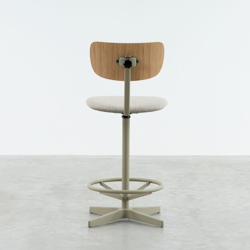 Dykmeyer Industrial Counter Design Bar Chair Jops