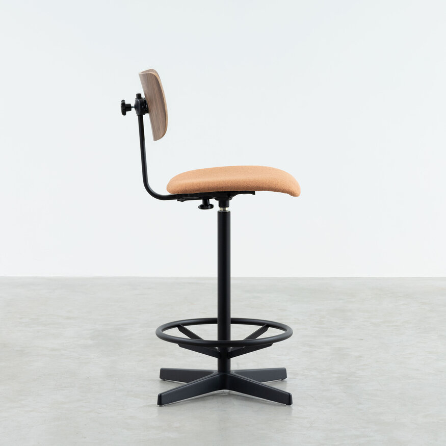 Dykmeyer Industrial Counter Design Bar Chair Jops
