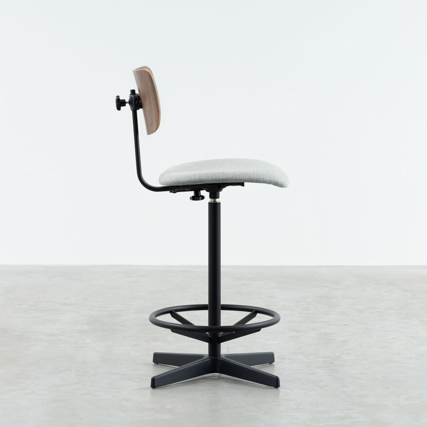 Dykmeyer Industrial Counter Design Bar Chair Jops