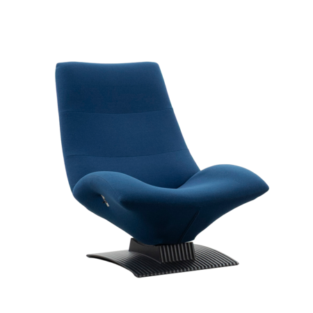 Artifort F773 lounge chair cobalt blue with black base
