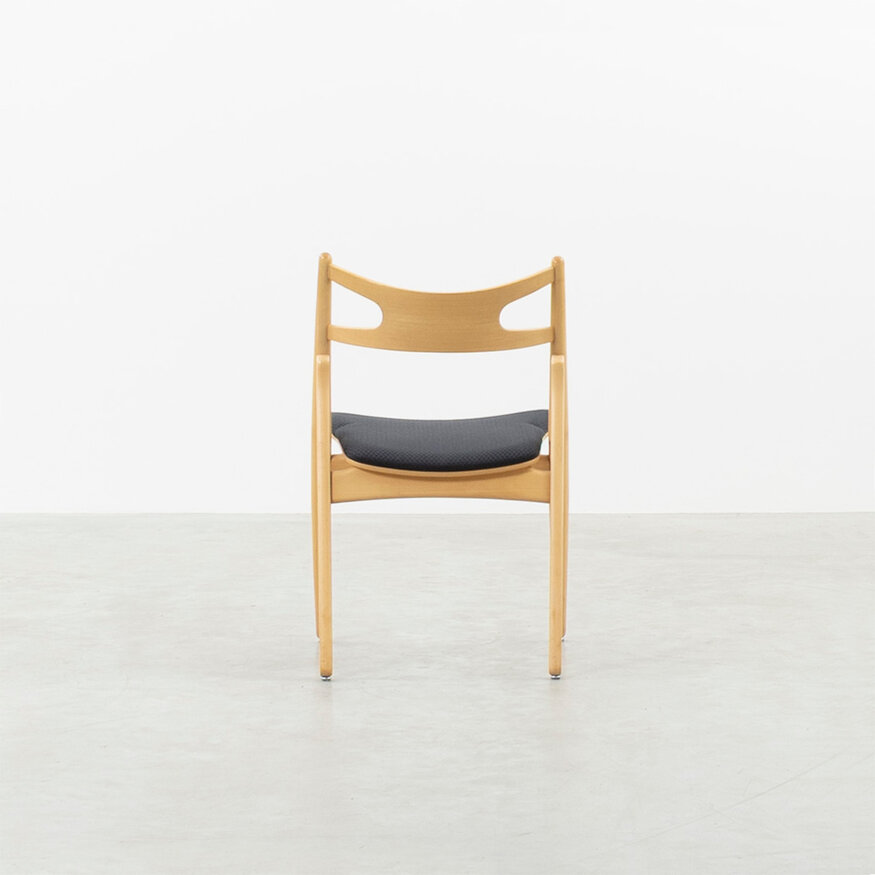 Carl Hansen Set of 6 Hans Wegner CH29 chairs Carl Hansen