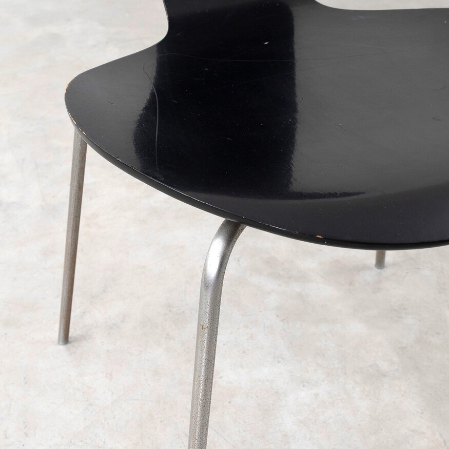 Arne Jacobsen Mug stoel zwart jaren 60 Fritz Hansen Fritz Hansen Arne Jacobsen Mug stoel zwart jaren 60 Fritz Hansen