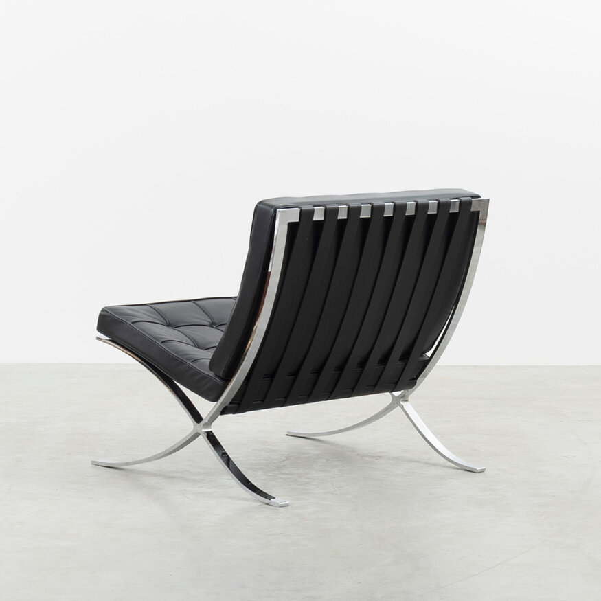 Knoll Mies van der Rohe Barcelona Lounge Chair zwart leer Knoll