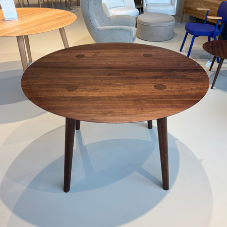 Olger Table Round 120 Matte Lacquered Walnut - Outlet Zaandam