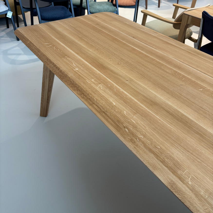 Samt Table 260x90 Matte Lacquered Oak
