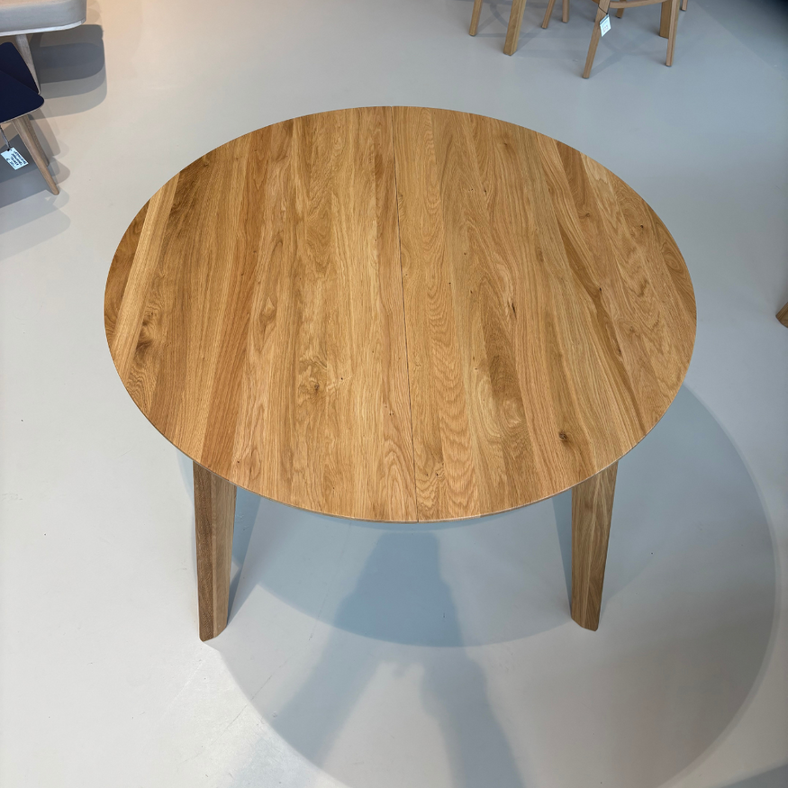 Nonne Table Round 120+ (1x50) Matte Lacquered Oak